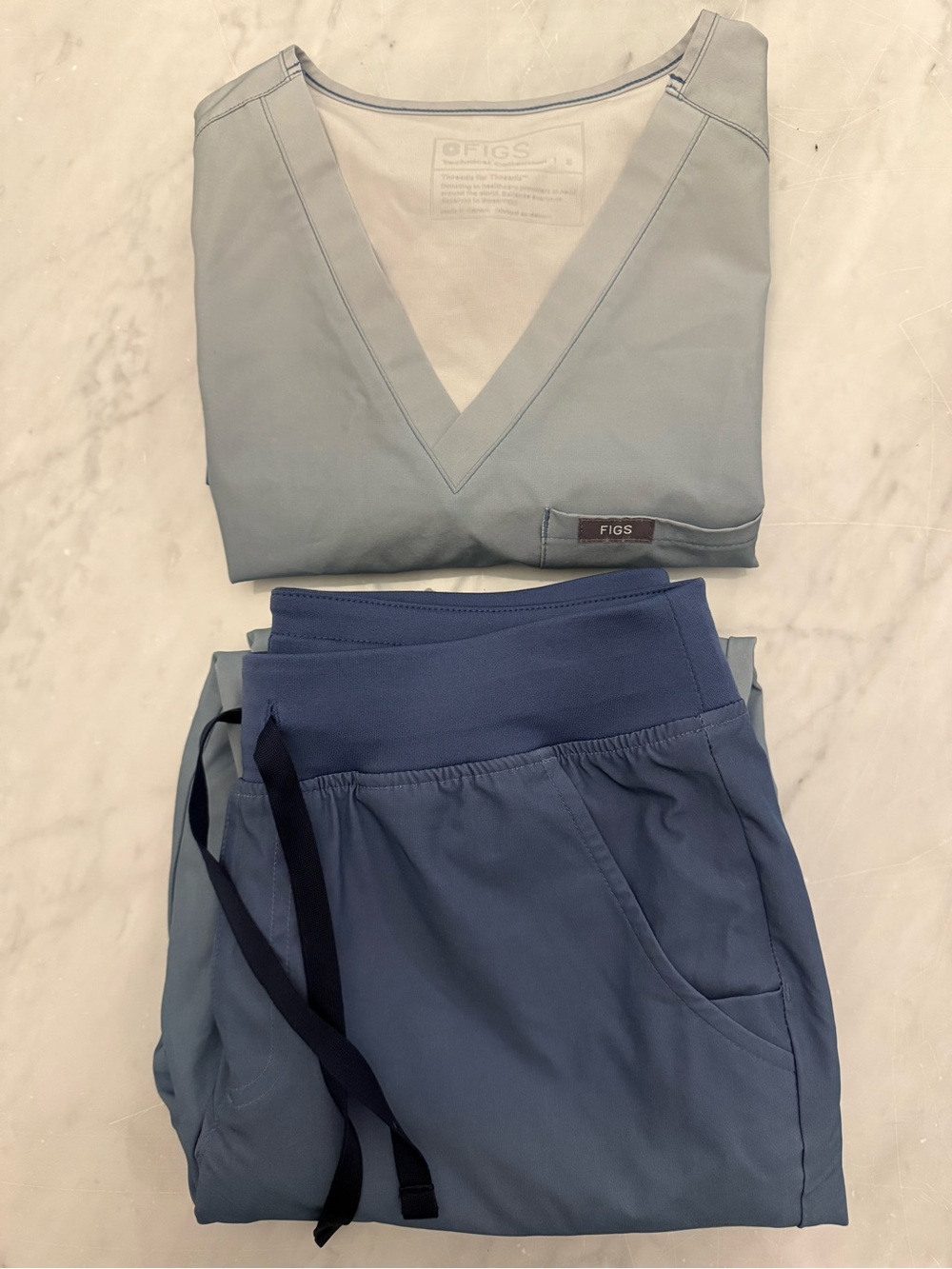 Figs Two-Piece Scrub Set in Light Blue ombrΓ© Top & Insulated Pants